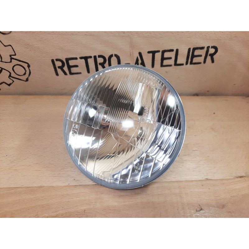 OPTIQUE DE PHARE TYPE CODE EUROPÉEN